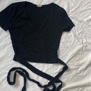 Garage brand cross front wrap tie crop shirt in xs